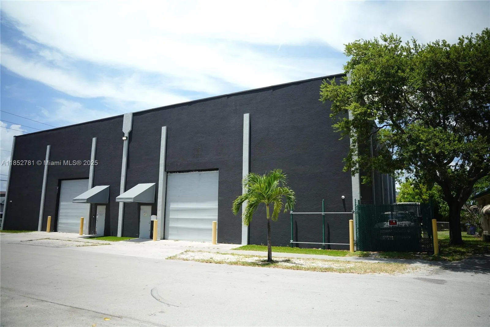1951 Grant St, Hollywood, FL 33020 photo 4