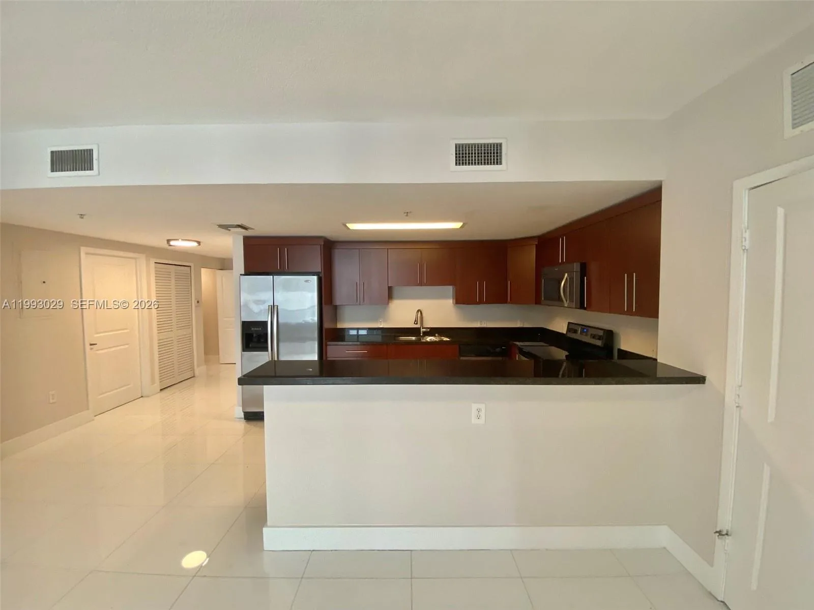 170 SE 14th St # 2208, Miami, FL 33131