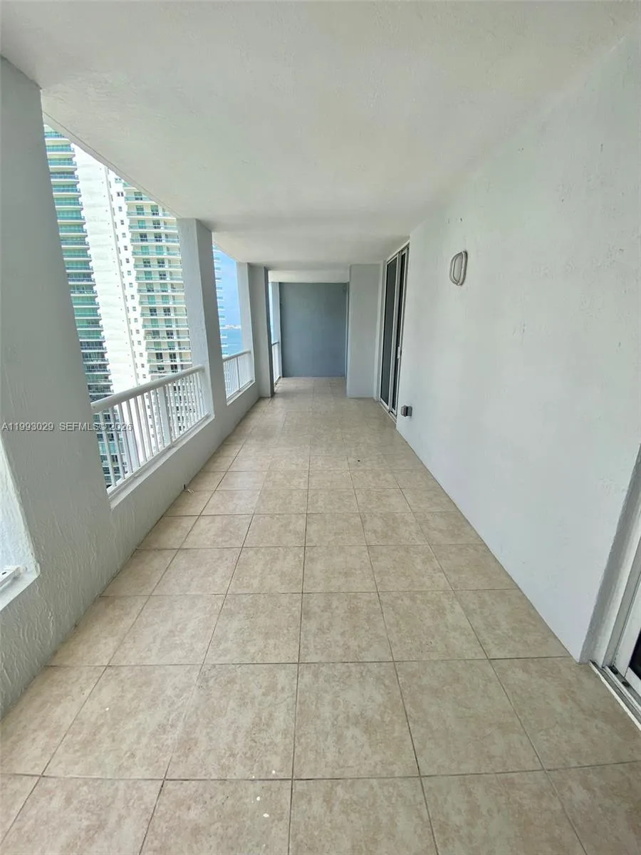 170 SE 14th St # 2208, Miami, FL 33131 photo 7