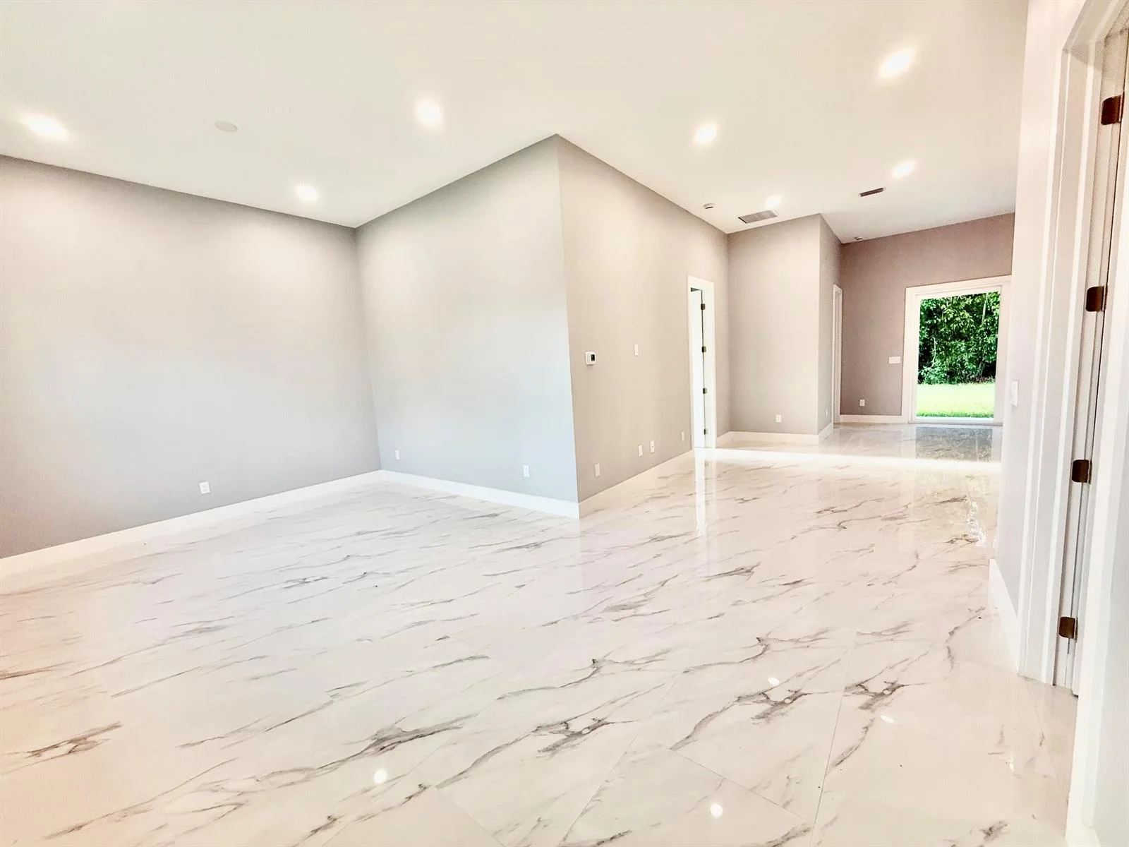 675 NE Moss Rose Place, Port St. Lucie, FL 34983 photo 3