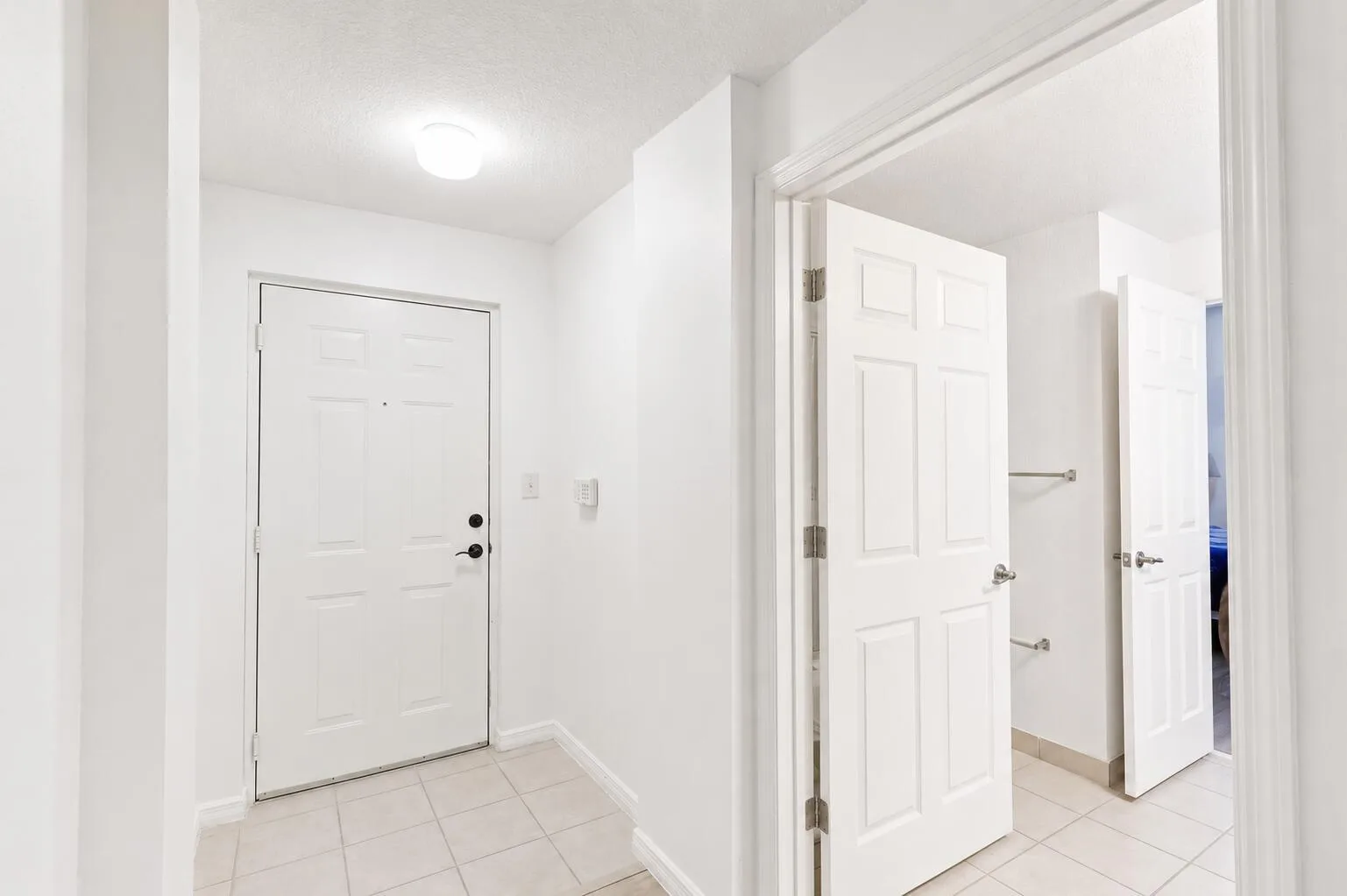 2806 Veronia Drive # 301, Palm Beach Gardens, FL 33410 photo 4