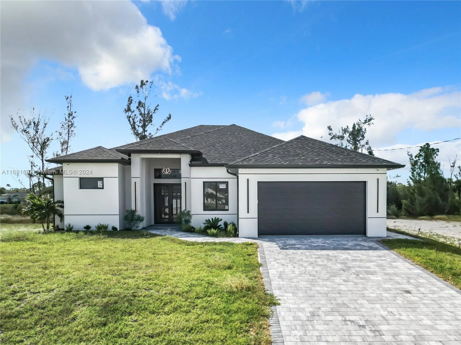 3632 NE 9th Pl, Cape Coral, FL 33909