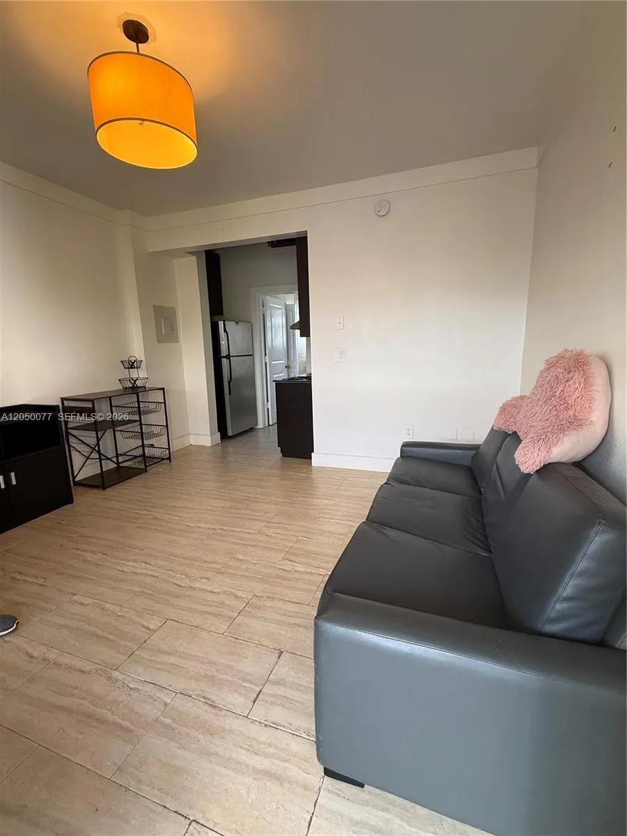 1330 Pennsylvania Ave # 303, Miami Beach, FL 33139