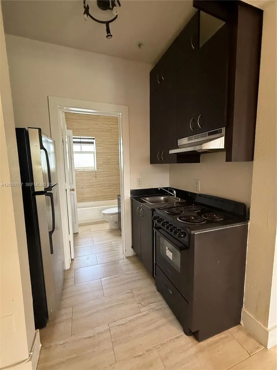 1330 Pennsylvania Ave # 303, Miami Beach, FL 33139 photo 4
