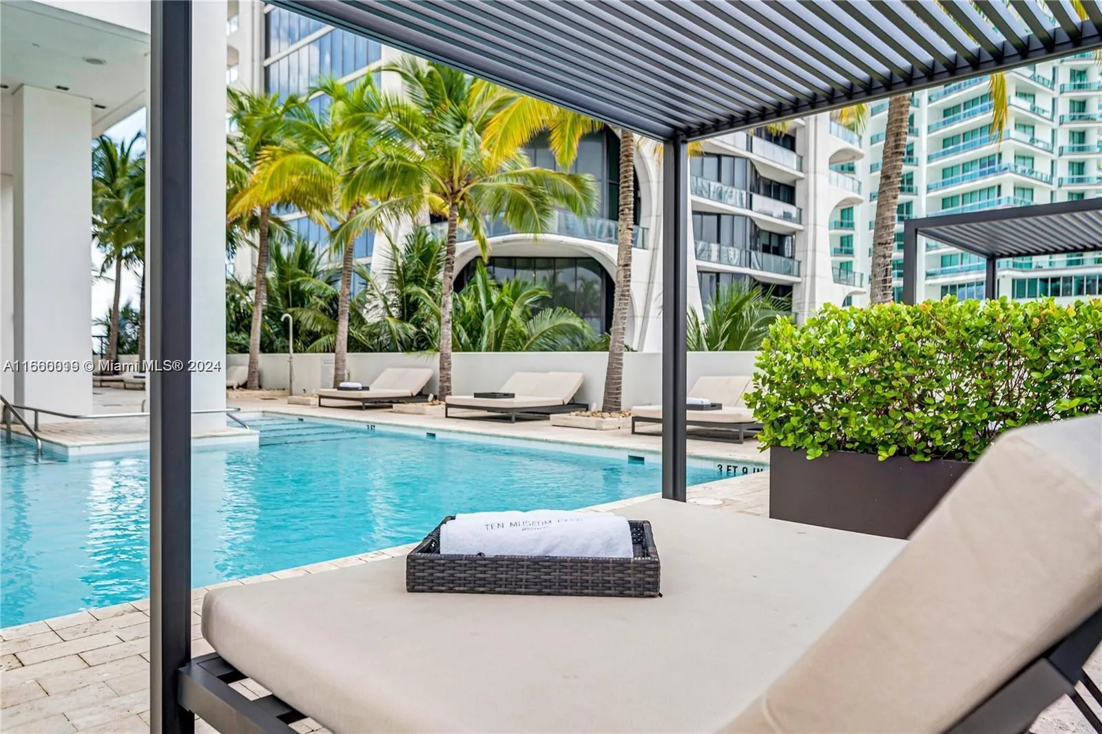 1040 Biscayne Blvd # 2607, Miami, FL 33132 photo 11