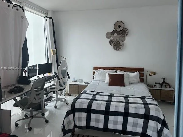 1040 Biscayne Blvd # 2607, Miami, FL 33132 photo 4