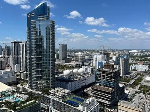 1040 Biscayne Blvd # 2607, Miami, FL 33132 photo 6