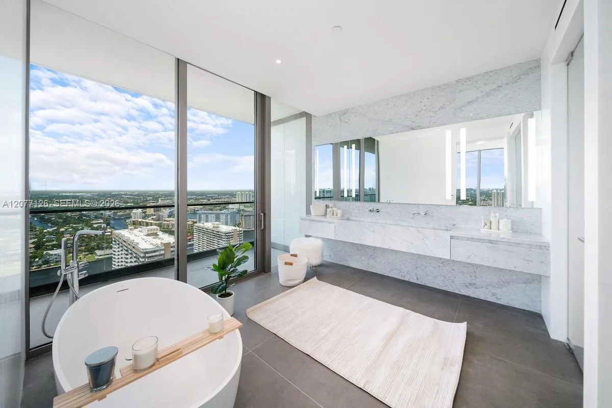 2000 S Ocean Dr # 31B, Hallandale Beach, FL 33009 photo 13