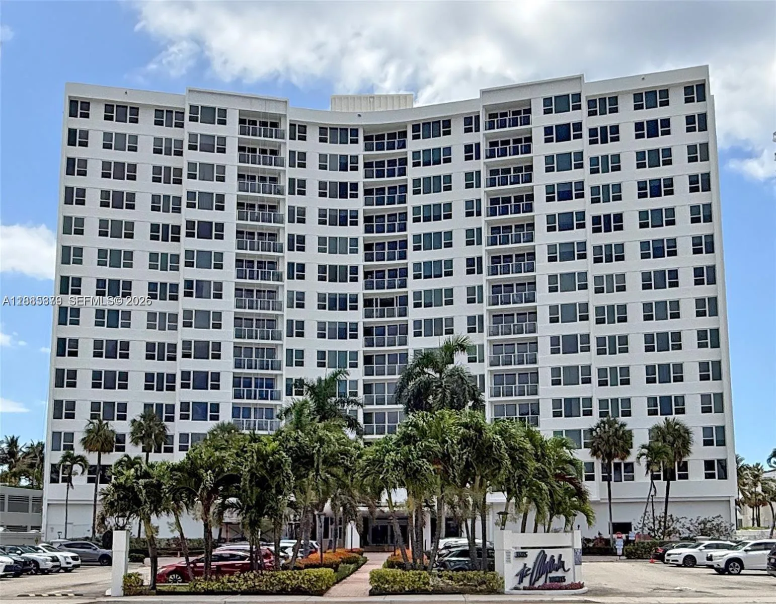 3505 S Ocean Dr # 420, Hollywood, FL 33019