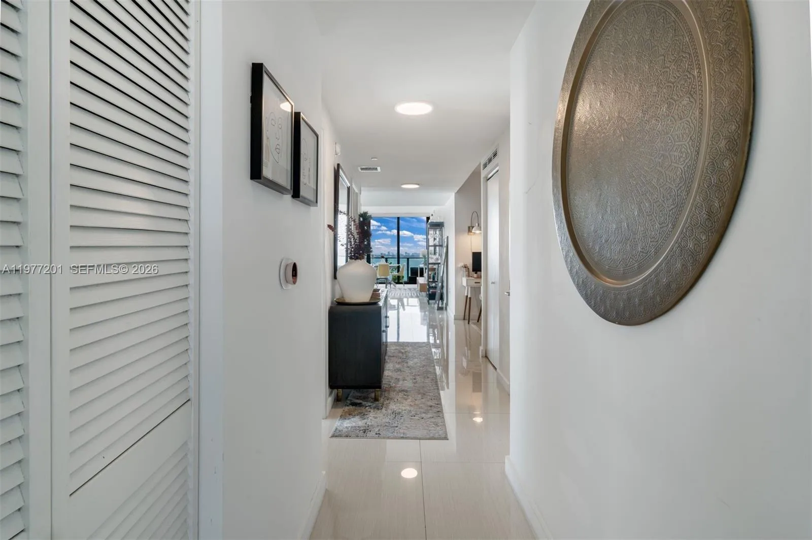 460 NE 28th St # 1901, Miami, FL 33137 photo 13