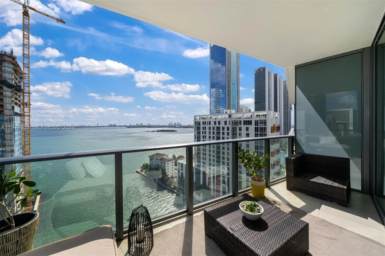 460 NE 28th St # 1901, Miami, FL 33137 photo 2