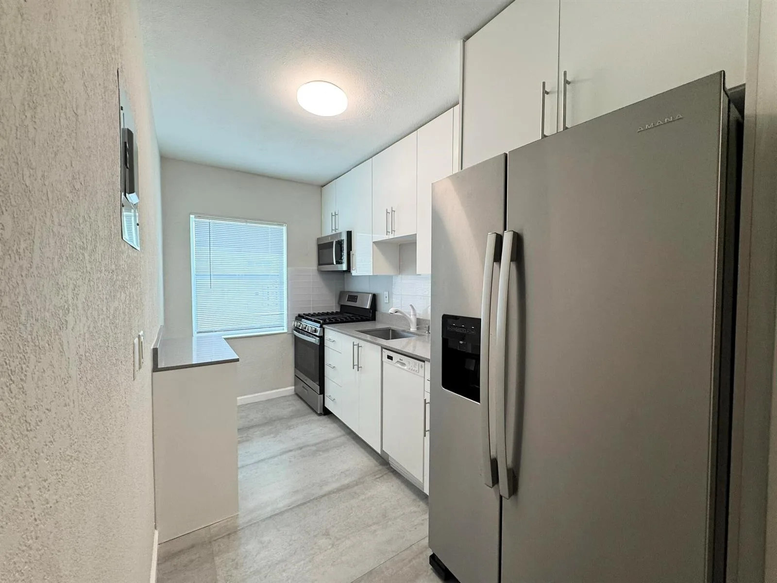935 8th Street # 3, Miami Beach, FL 33139 photo 3