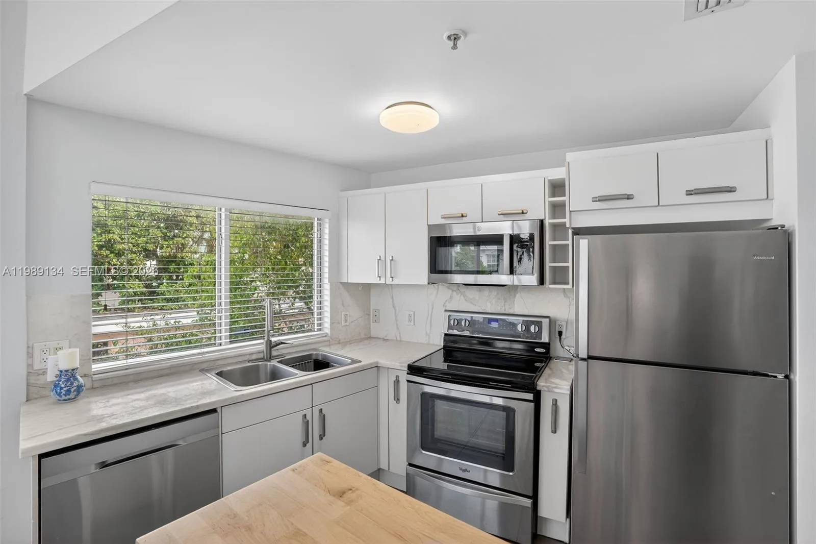 7700 Collins Ave # 1, Miami Beach, FL 33141 photo 4
