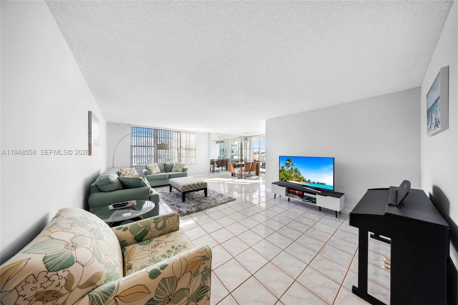 230 174th St # 1218, Sunny Isles Beach, FL 33160 photo 4