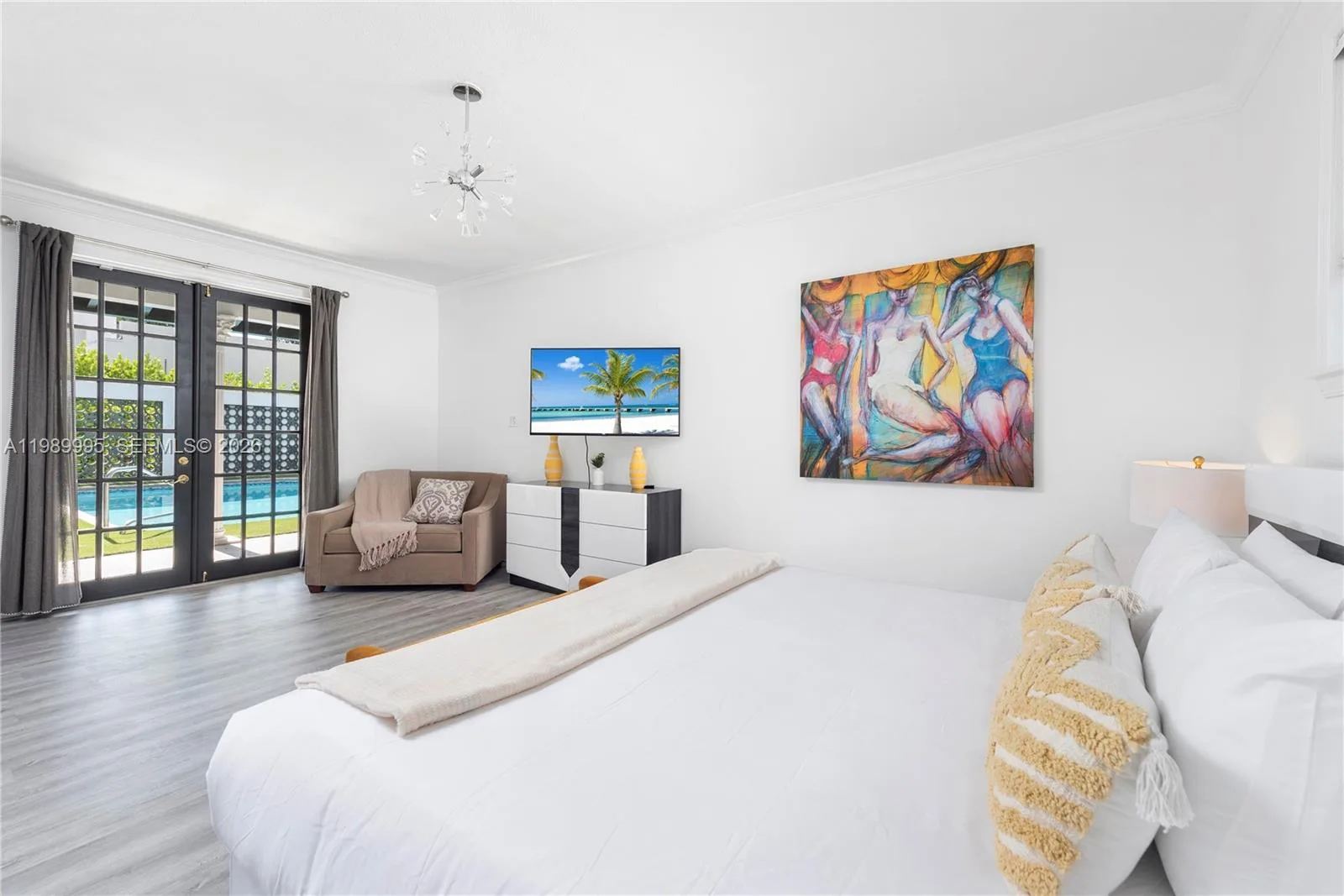 472 Sunset Dr, Hallandale Beach, FL 33009 photo 12