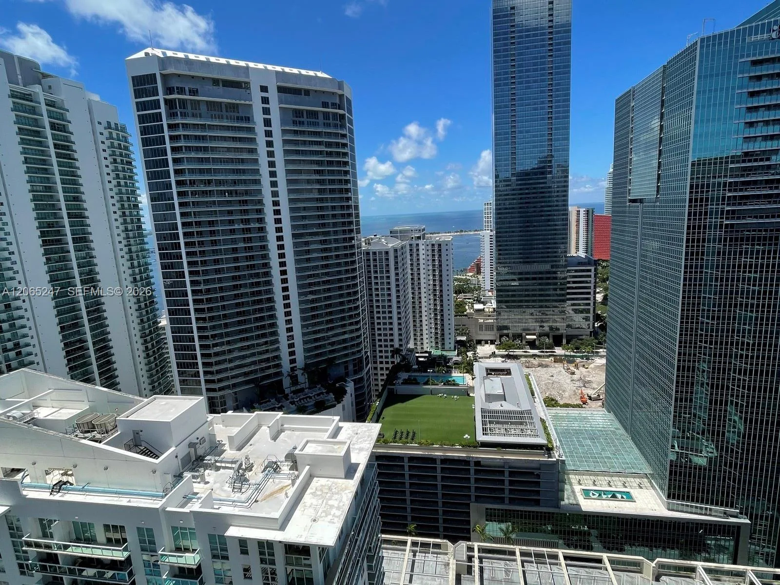 1200 Brickell Bay Dr # 3821, Miami, FL 33131 photo 4