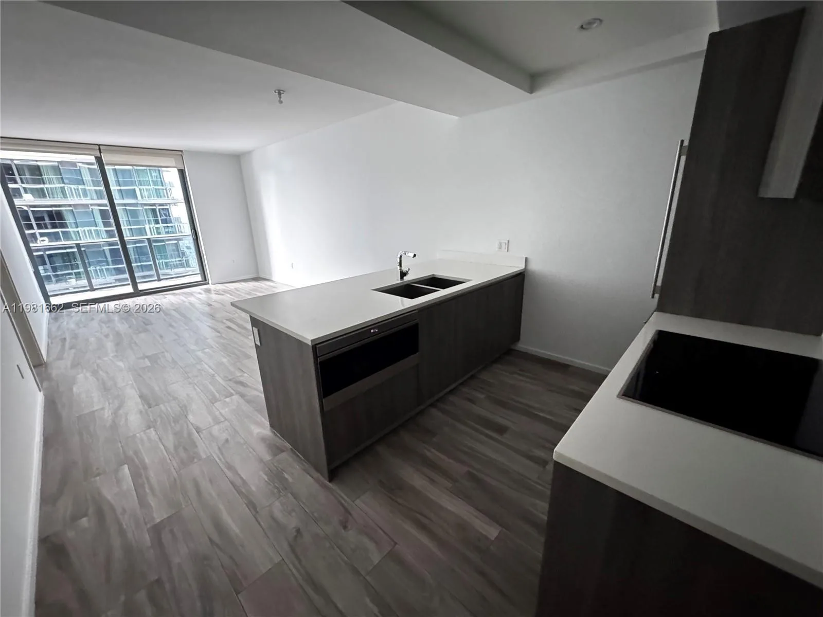 801 S Miami Ave # 1906, Miami, FL 33130 photo 4