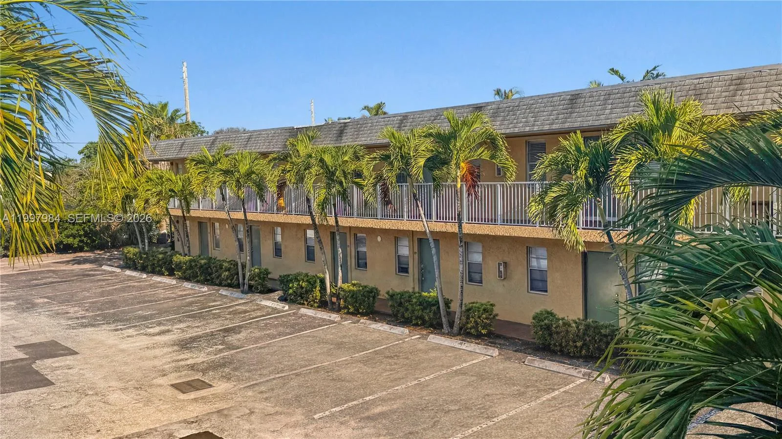 4081 N Dixie Hwy # 20, Oakland Park, FL 33334 photo 8