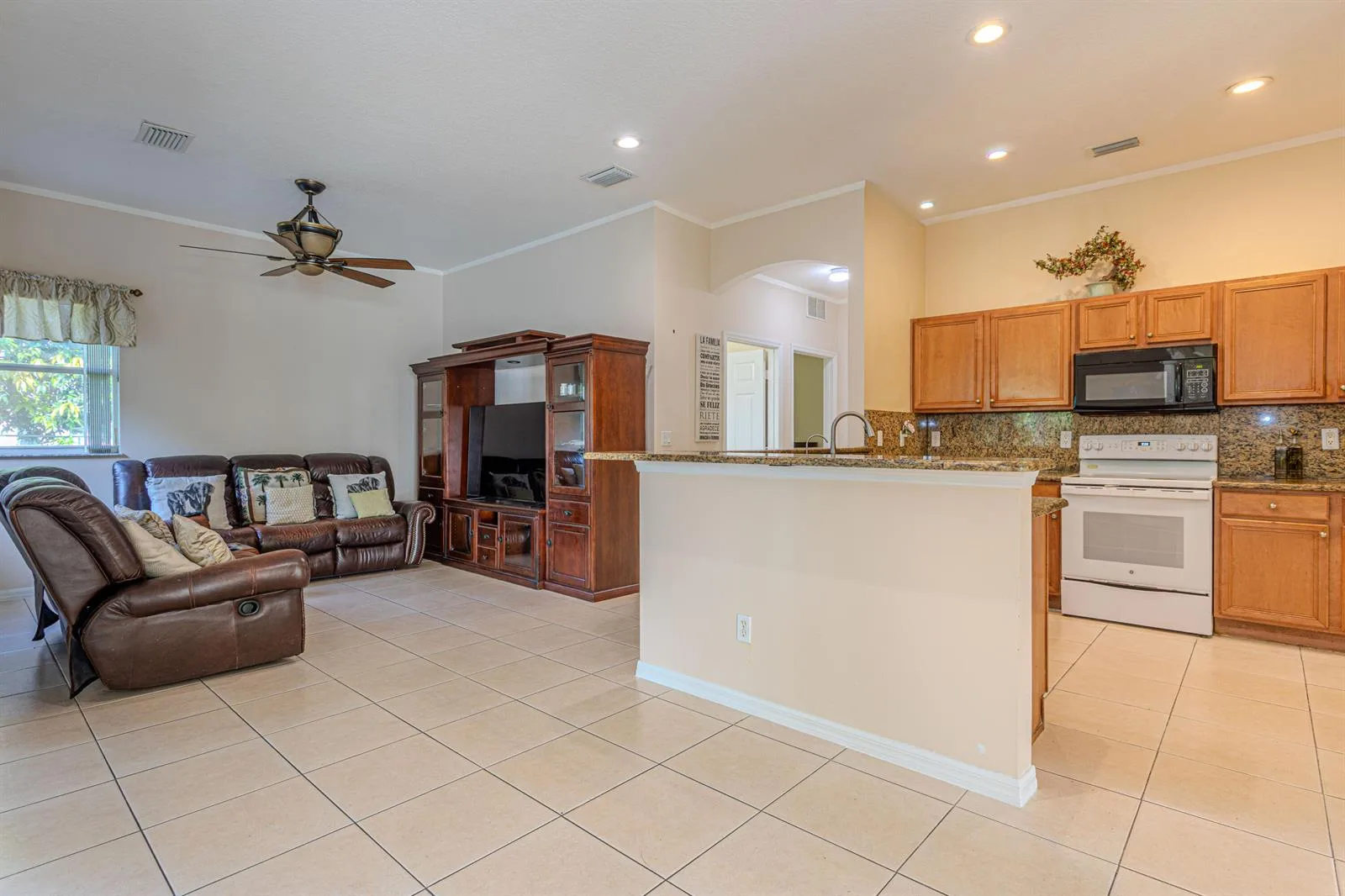 1518 SW Hutchins Street, Port St. Lucie, FL 34983 photo 10