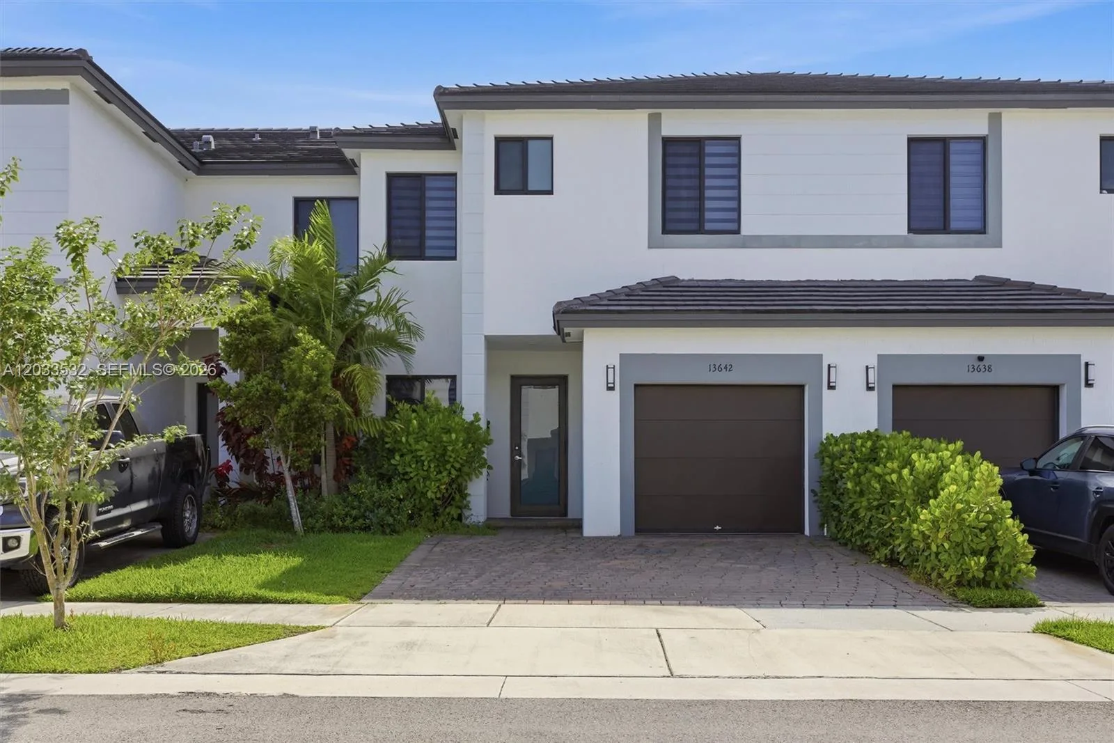 13642 SW 157th PL, Miami, FL 33196