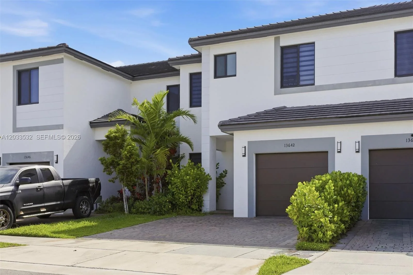 13642 SW 157th PL, Miami, FL 33196 photo 2
