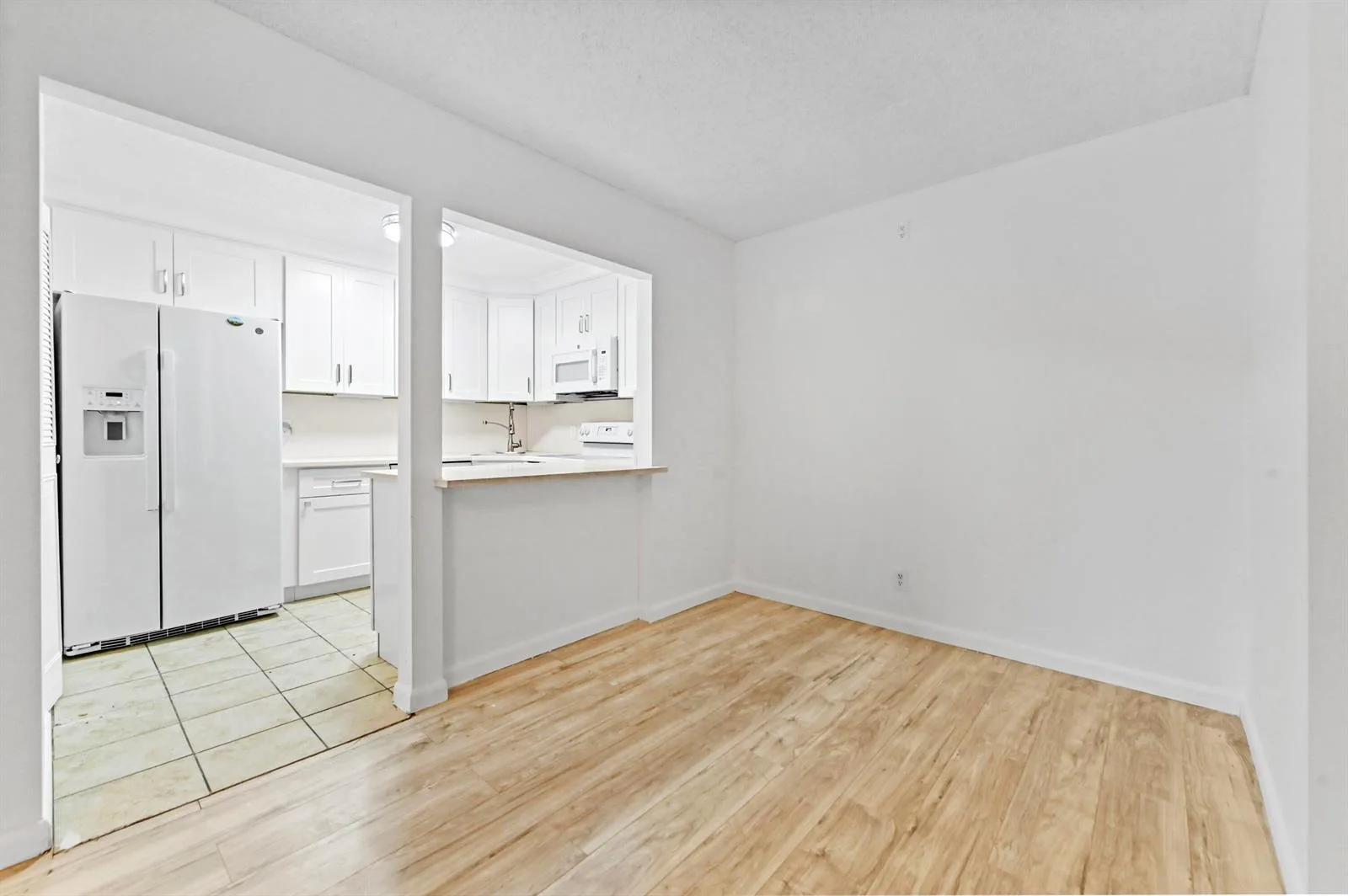 319 Knotty Pine Circle # C-1, FL 33463 photo 8