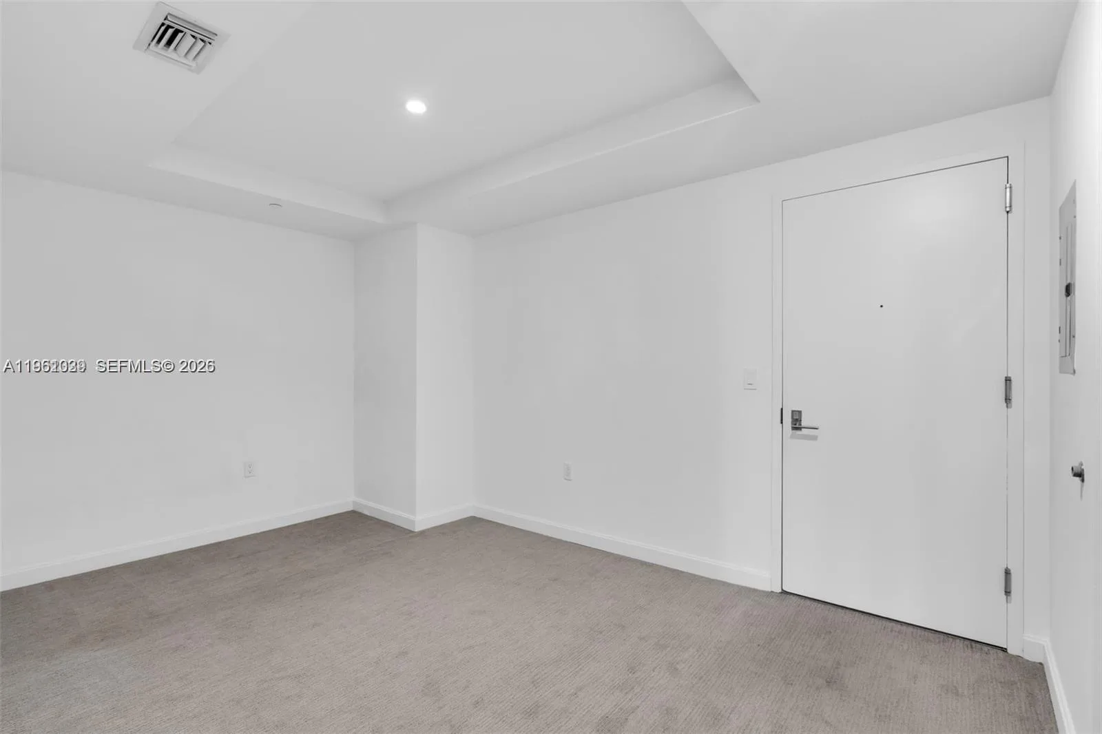 45 SW 9th St # 2204, Miami, FL 33130 photo 13