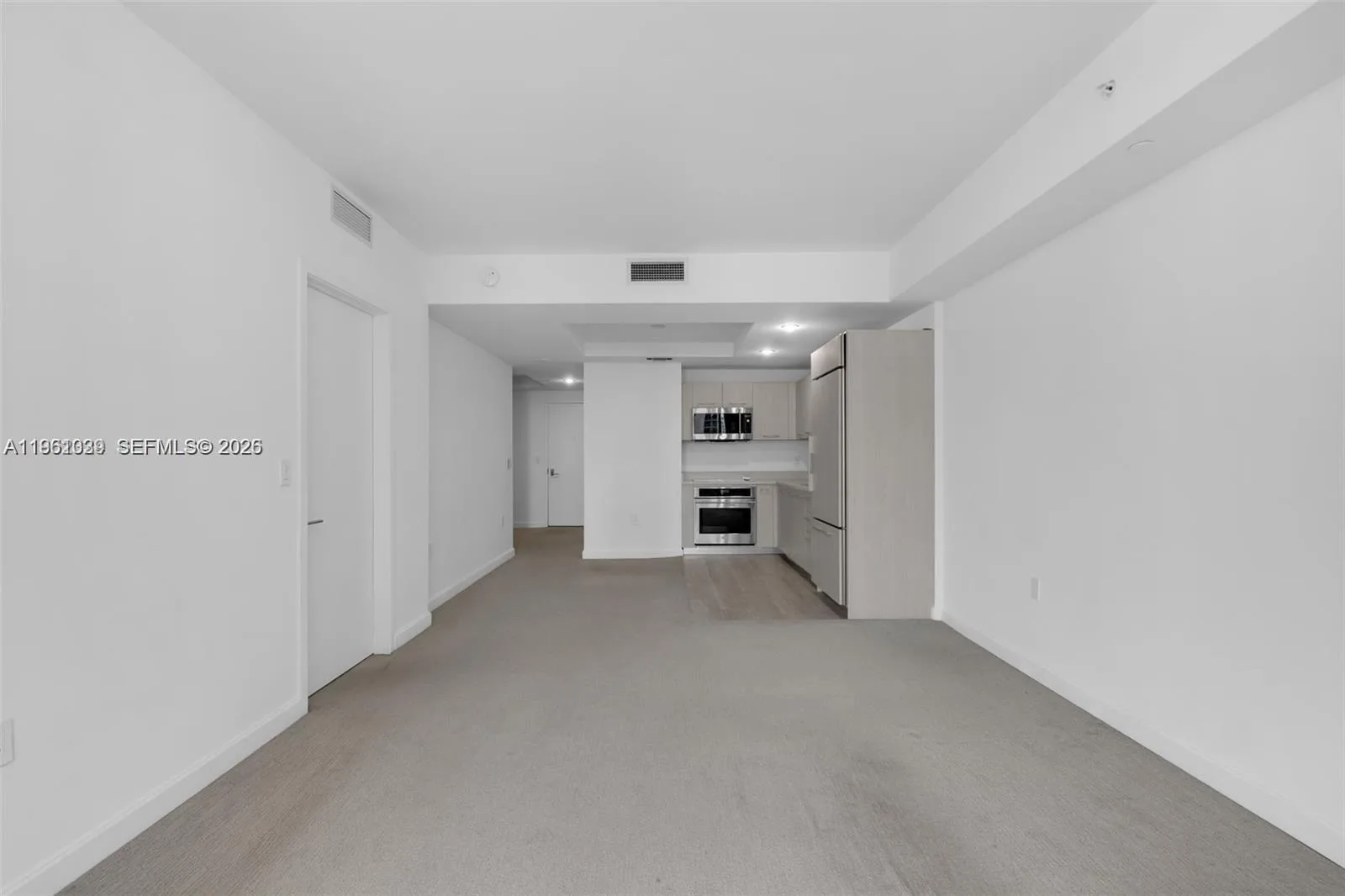 45 SW 9th St # 2204, Miami, FL 33130 photo 6