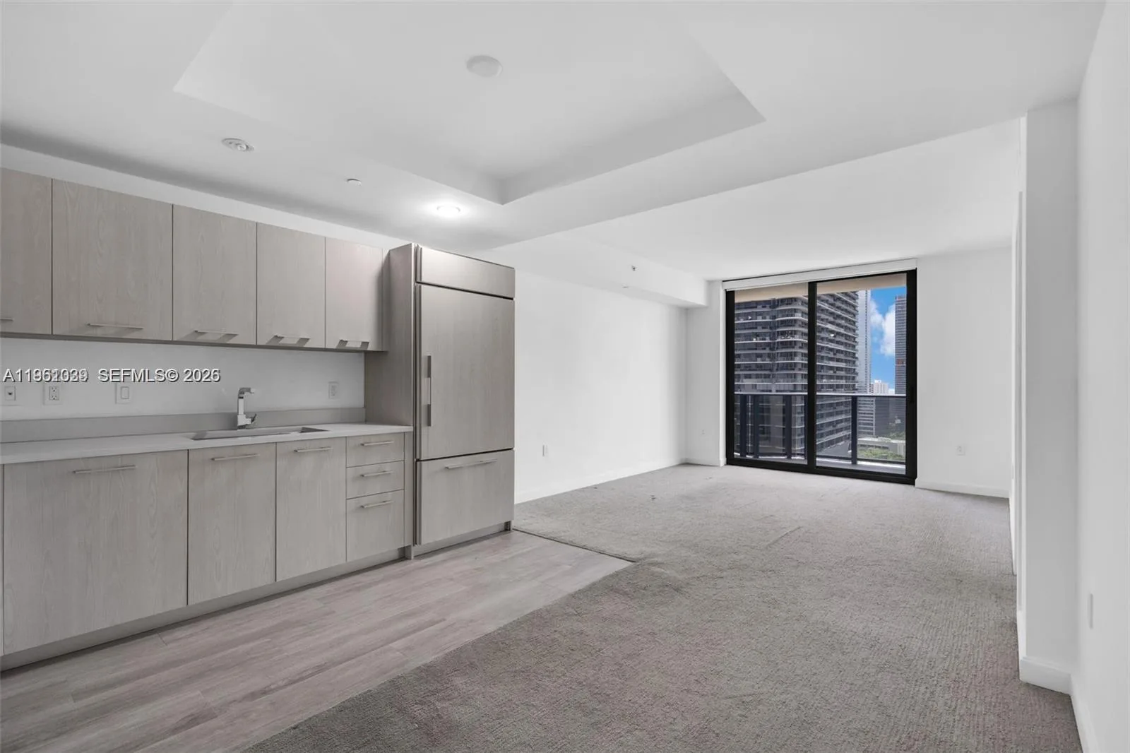 45 SW 9th St # 2204, Miami, FL 33130 photo 8