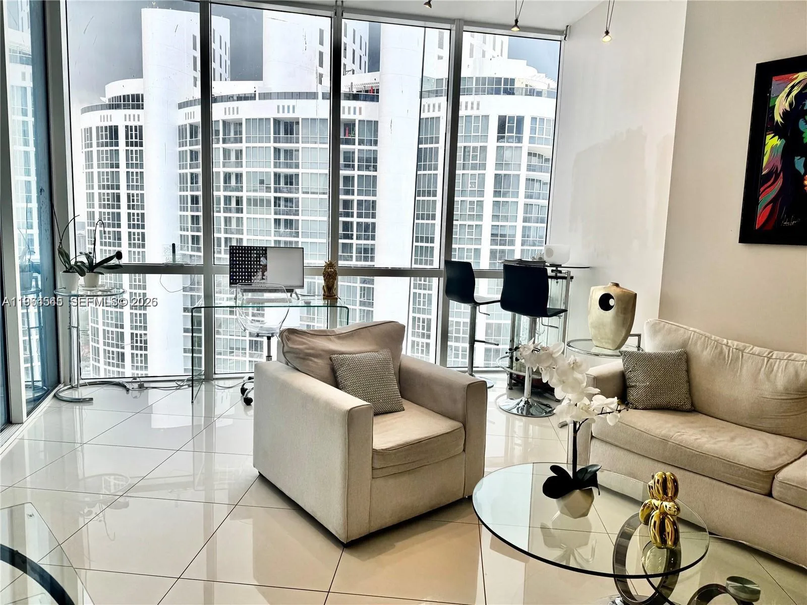18101 Collins Ave # 5208, Sunny Isles Beach, FL 33160 photo 2
