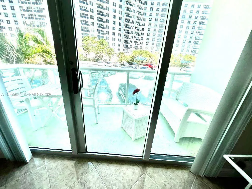 3801 S Ocean Dr # 2C, Hollywood, FL 33019