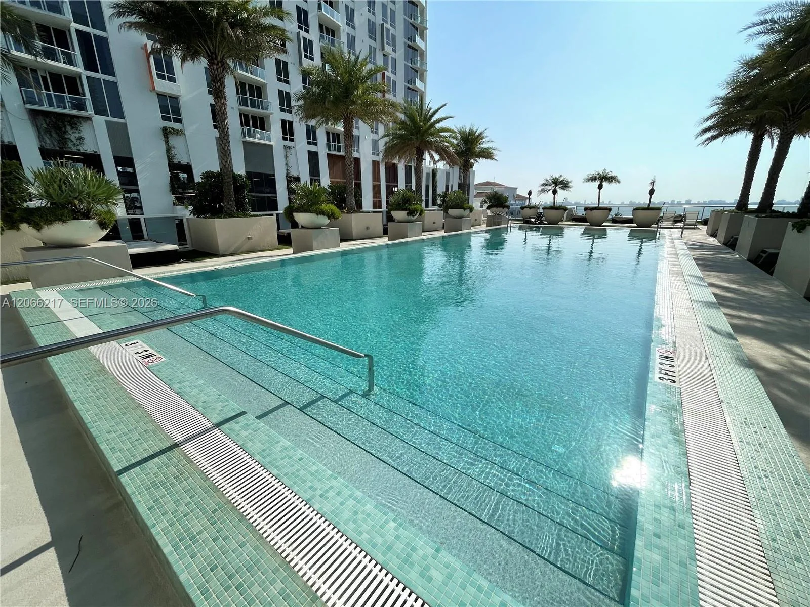 600 NE 27th St # 1205, Miami, FL 33137 photo 9