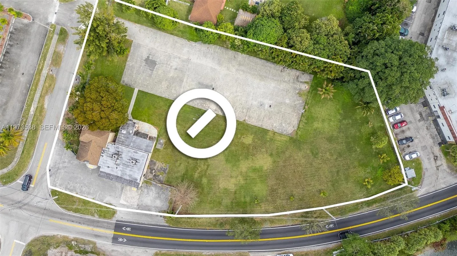 15343 NW 2nd Ave, Miami, FL 33169 photo 2