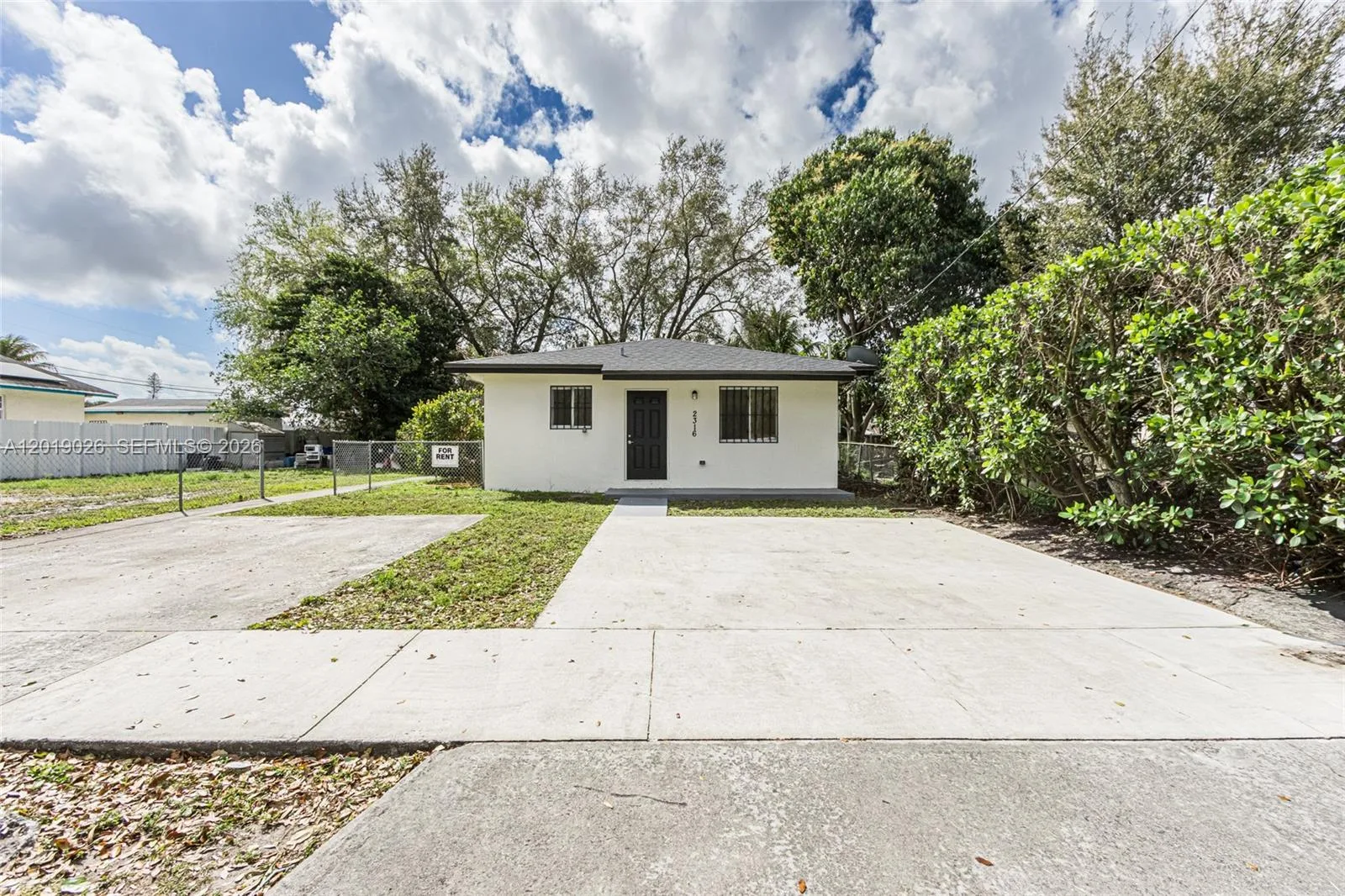 2316-2318 NW 98th St, Miami, FL 33147 photo 2