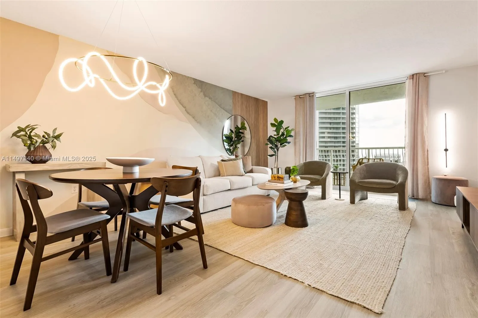 1200 Brickell Bay Dr # 3619, Miami, FL 33131 photo 9