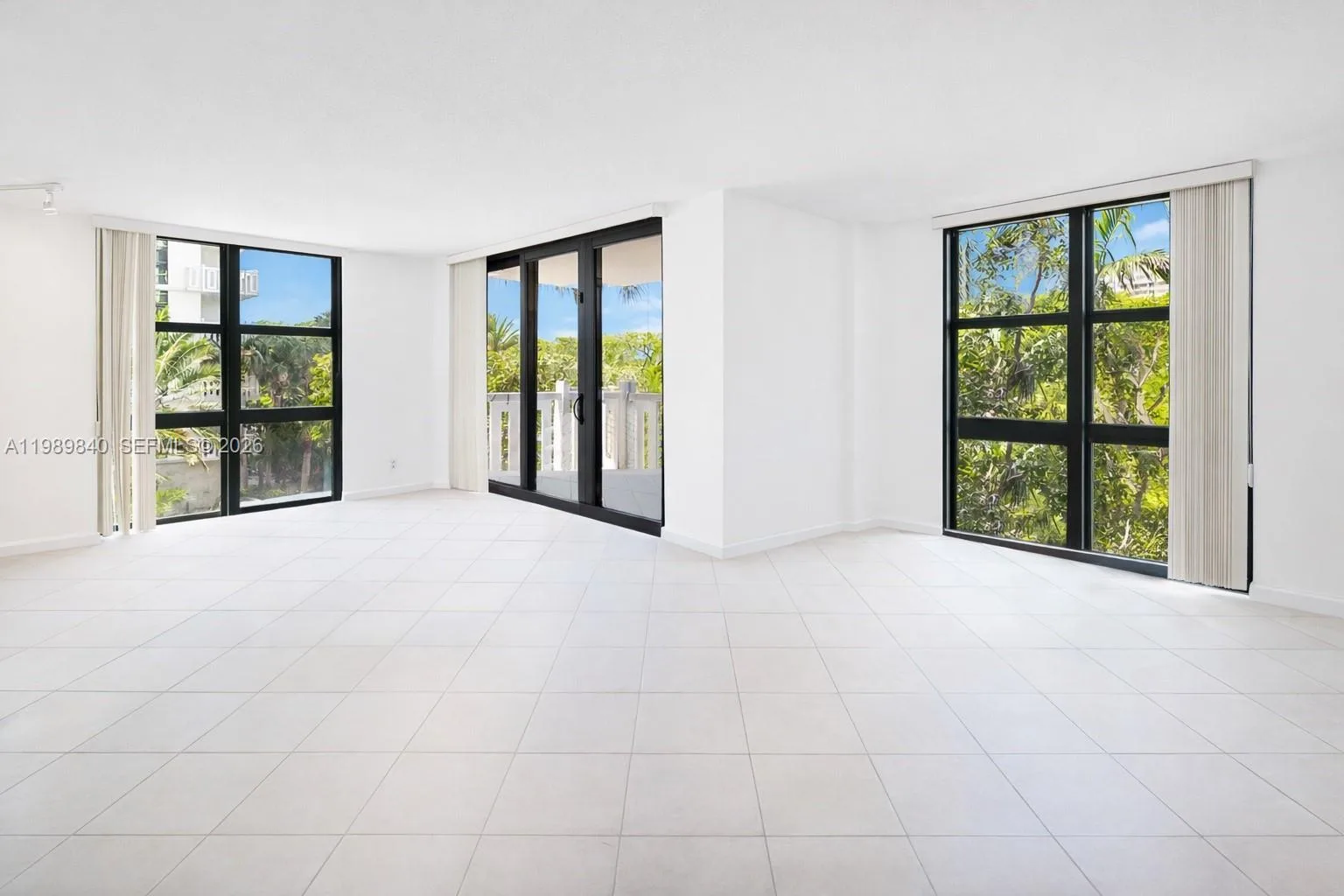 1121 Crandon Blvd # F206, Key Biscayne, FL 33149