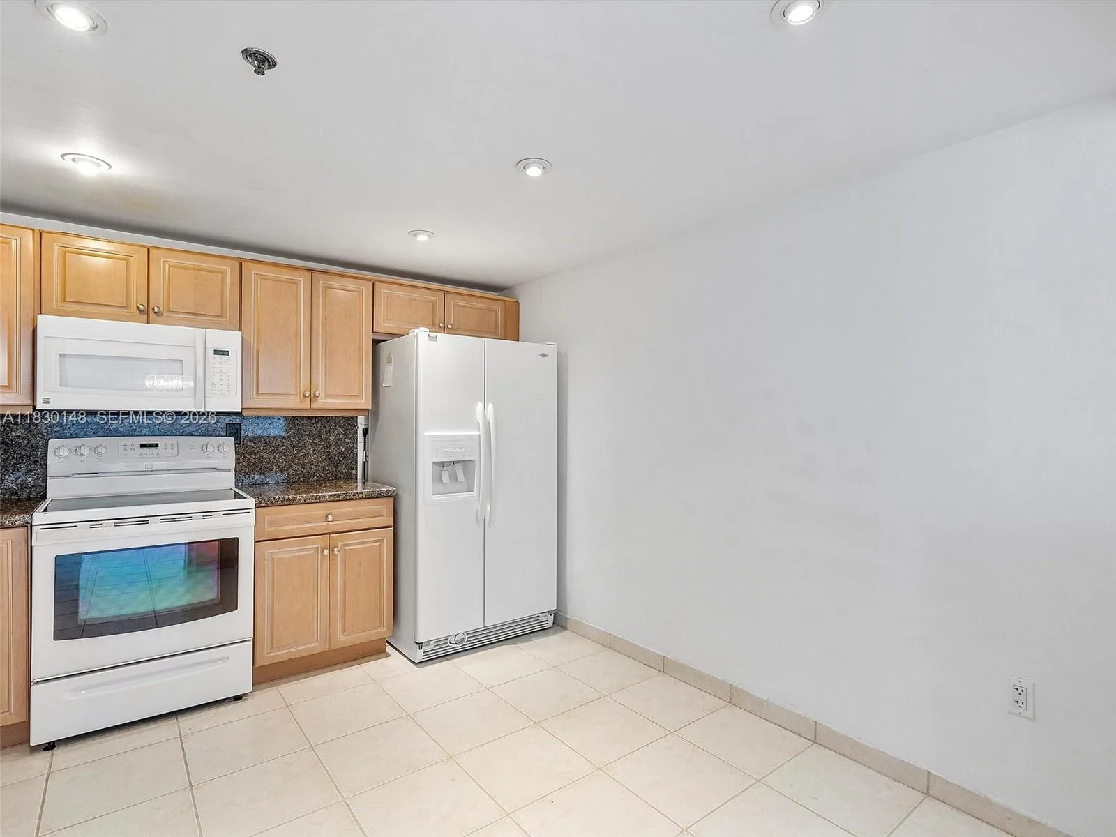 210 174th St # 2005, Sunny Isles Beach, FL 33160 photo 12