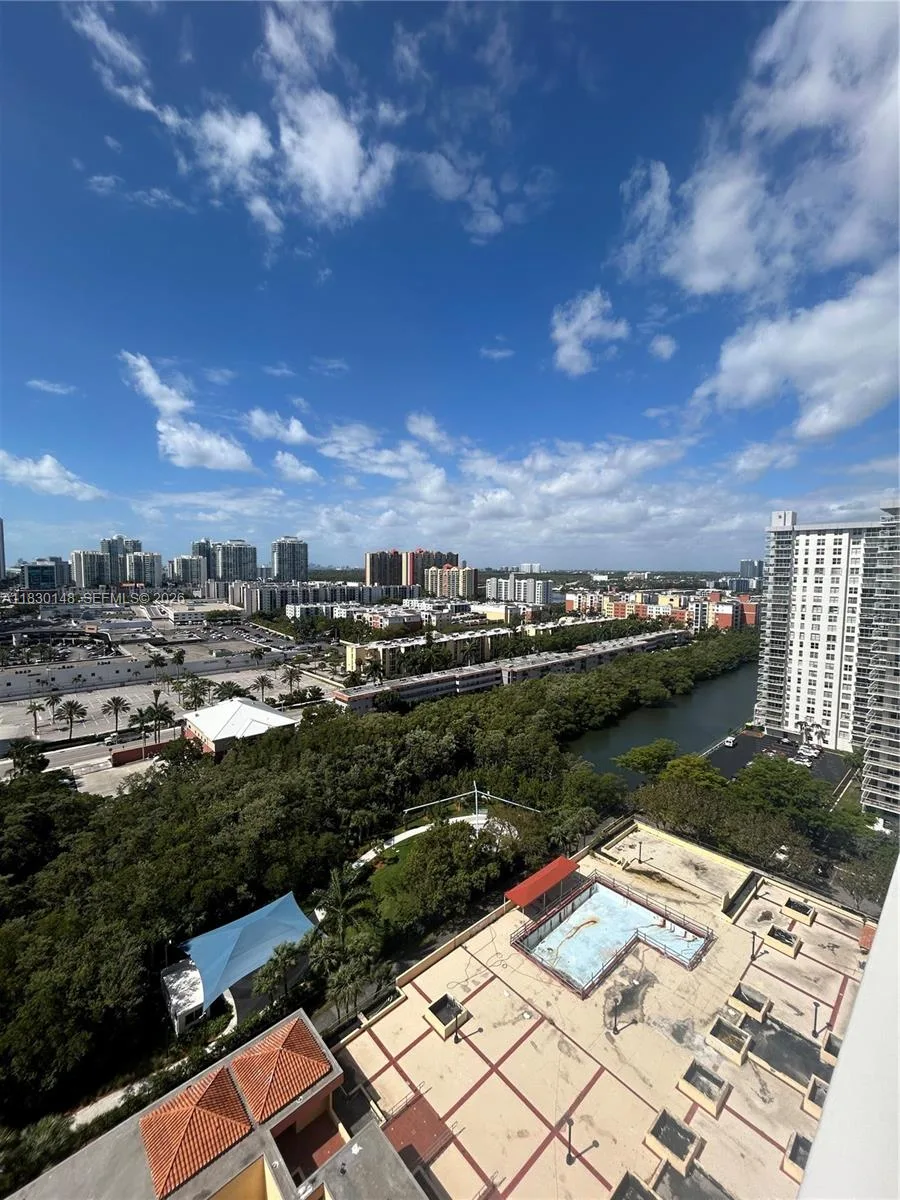 210 174th St # 2005, Sunny Isles Beach, FL 33160 photo 7