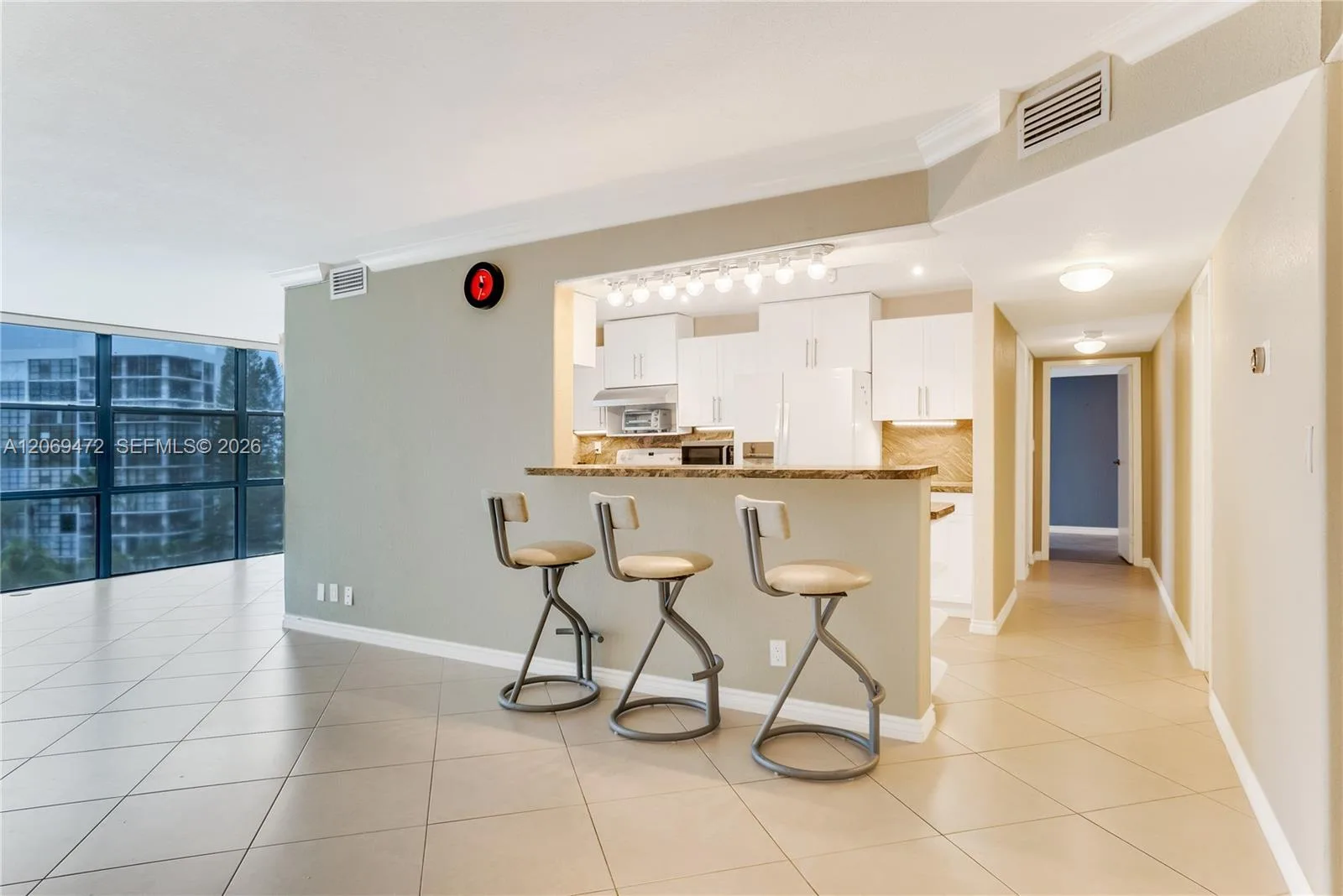 1000 Parkview Dr # 614, Hallandale Beach, FL 33009 photo 5