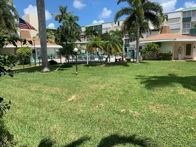 1333 HALLANDALE BEACH BL # 131, Hallandale Beach, FL 33009 photo 10