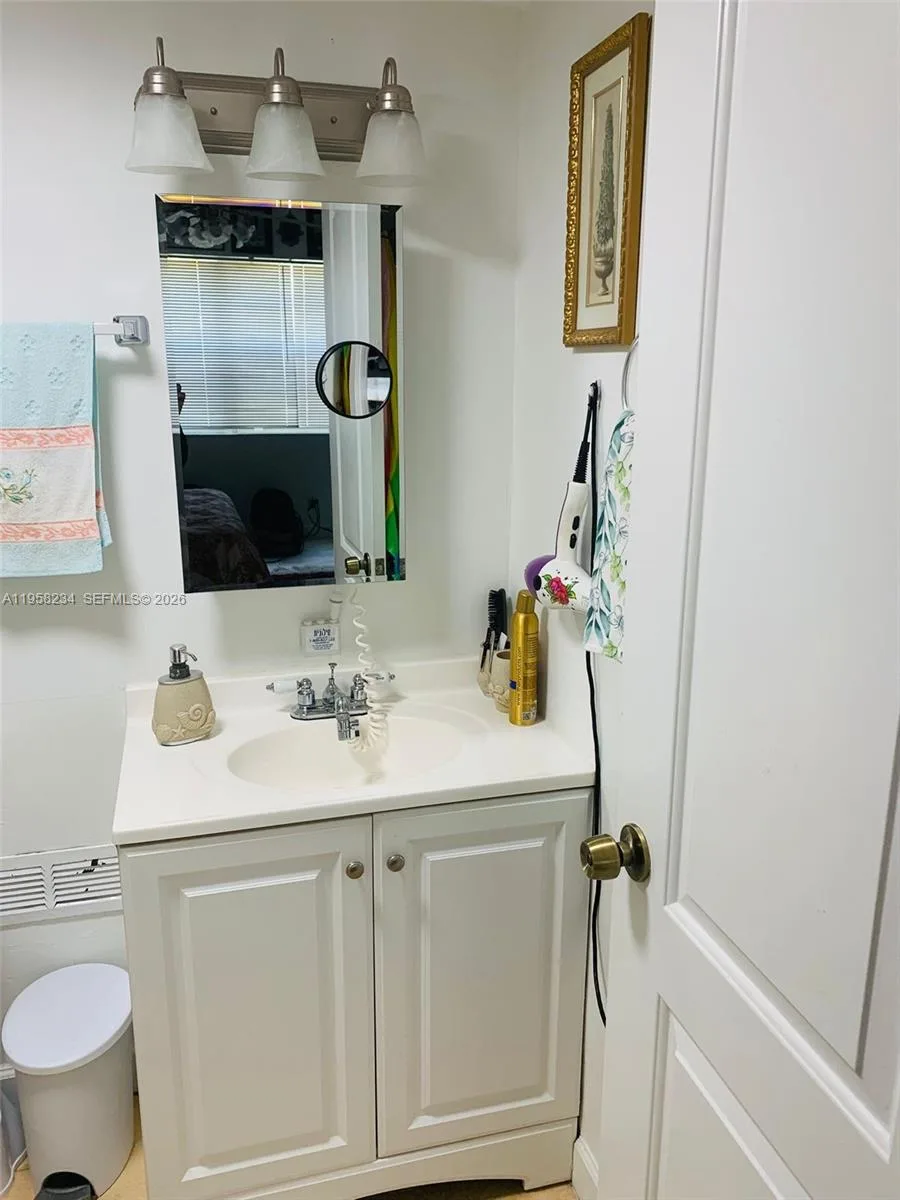 1333 HALLANDALE BEACH BL # 131, Hallandale Beach, FL 33009 photo 8