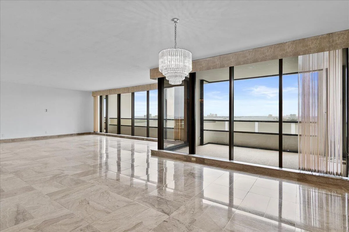 100 Lakeshore Drive # 1955, North Palm Beach, FL 33408