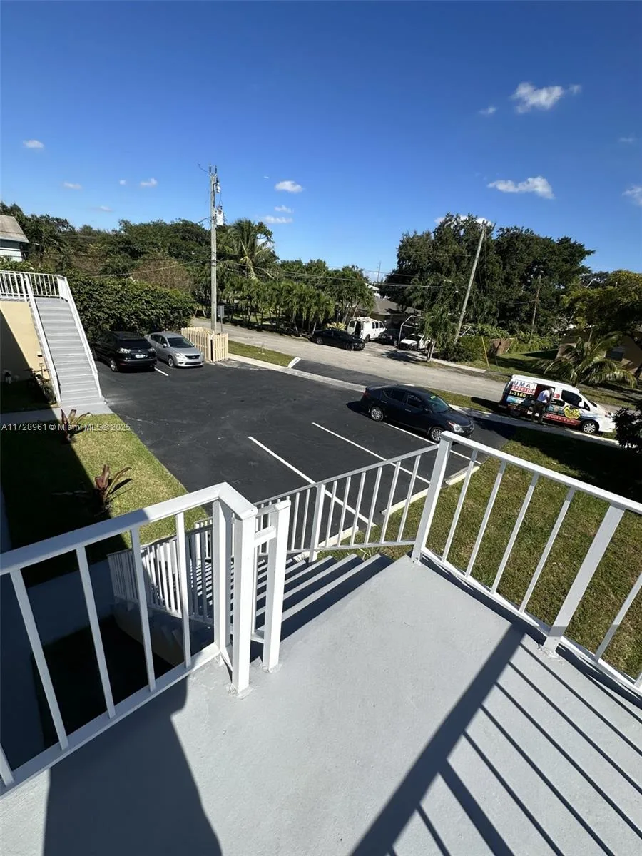 6101 Garfield St, Hollywood, FL 33024 — zdjęcie 4