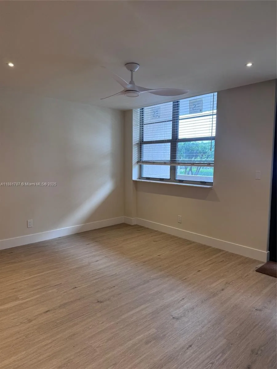 90 Edgewater Dr # 212, Coral Gables, FL 33133 photo 8