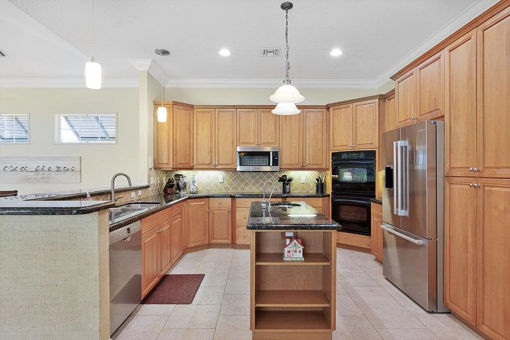 9190 Spring Time Drive, Vero Beach, FL 32963 photo 9