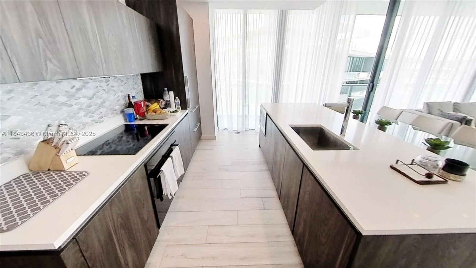 480 NE 31st St # 4907, Miami, FL 33137 photo 9