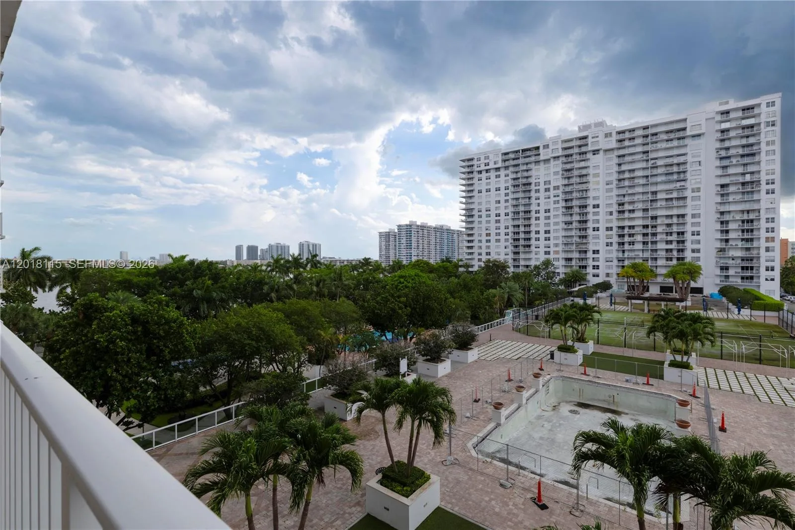 2851 NE 183rd St # 504E, Aventura, FL 33160 photo 8