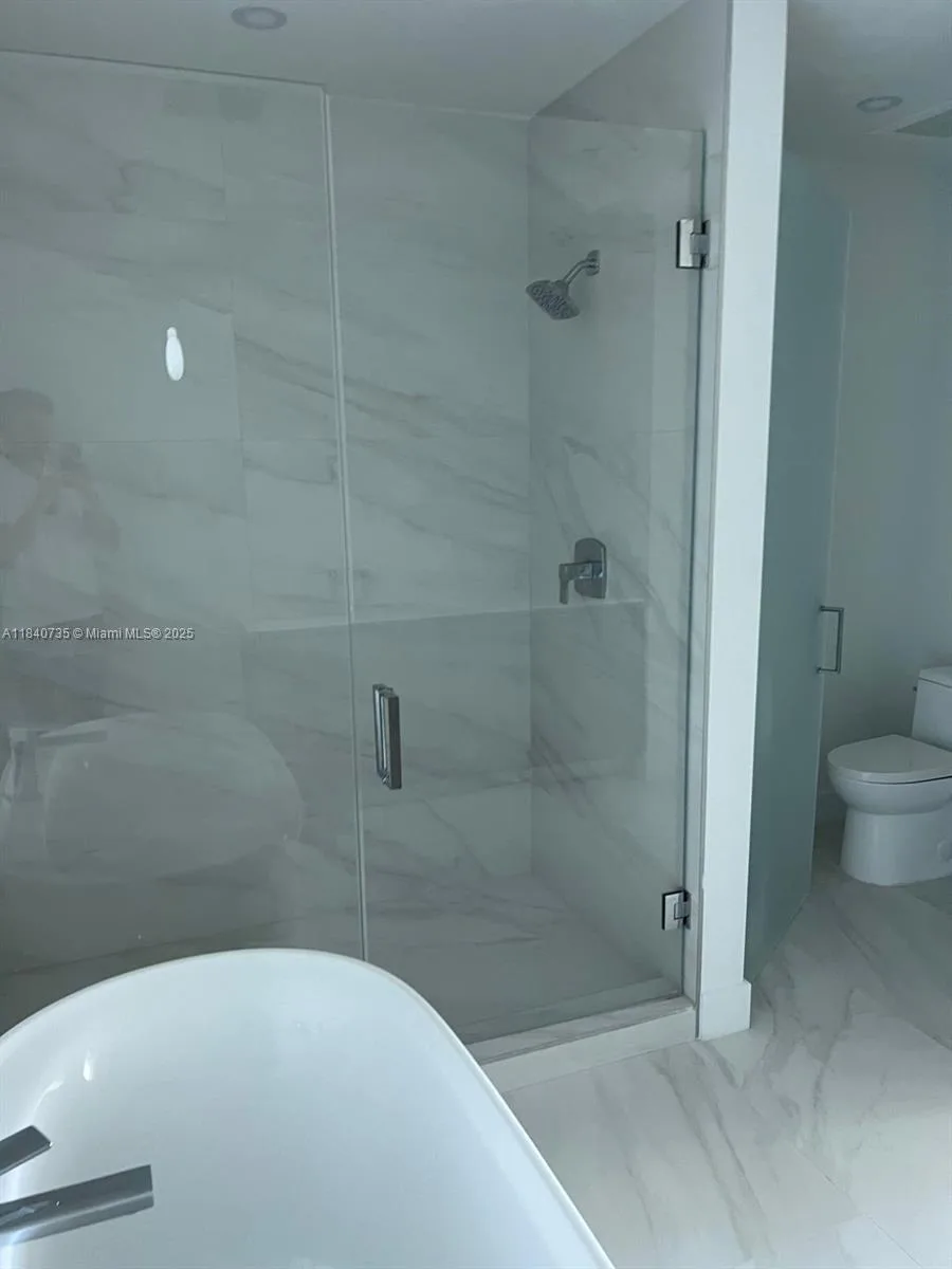 17550 Collins Ave # 1004, Sunny Isles Beach, FL 33160 photo 9