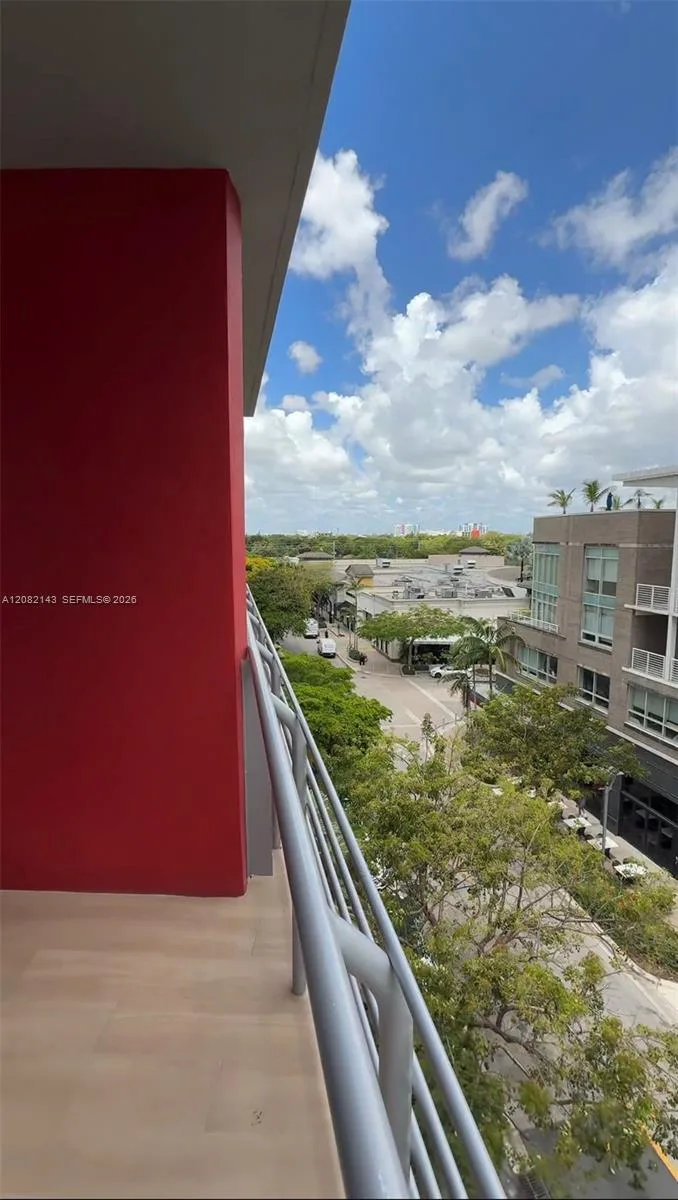 90 NE 32nd street # 513, Miami, FL 33137