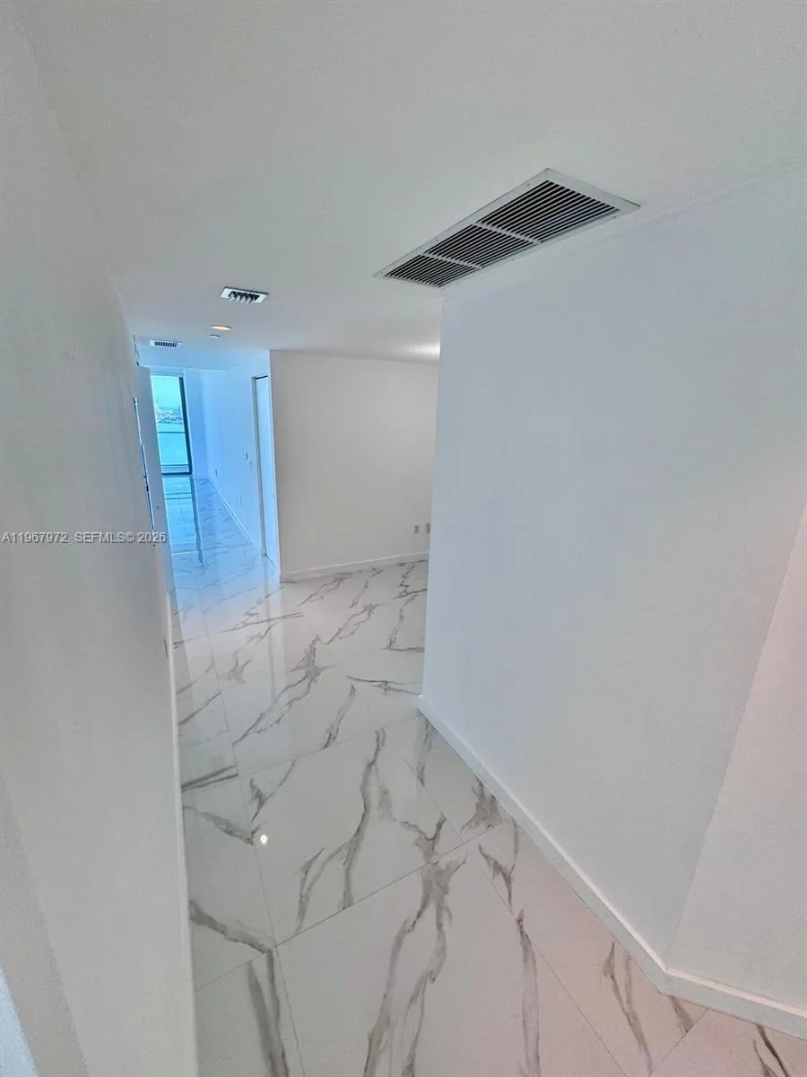 650 NE 32nd St # 2507, Miami, FL 33137 photo 4